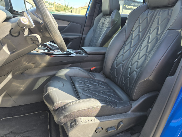 Peugeot Peugeot 3008 II HYBRID4 300ch GT e-EAT8 11cv