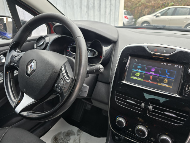 Renault Renault Clio IV (B98) 1.5 dCi 90ch energy Limited Euro6 82g 2015