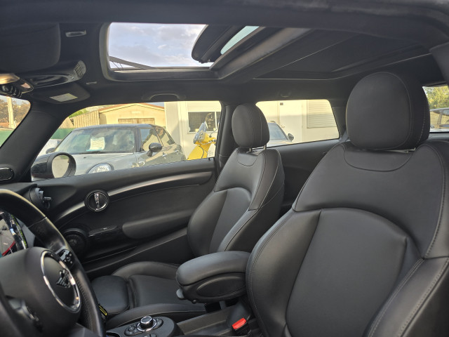 Mini Mini III (F56) Cooper SE 184ch Edition Camden BVA 5CV