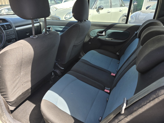 Renault Renault Clio II 1.2 16v Campus Dynamique 5p