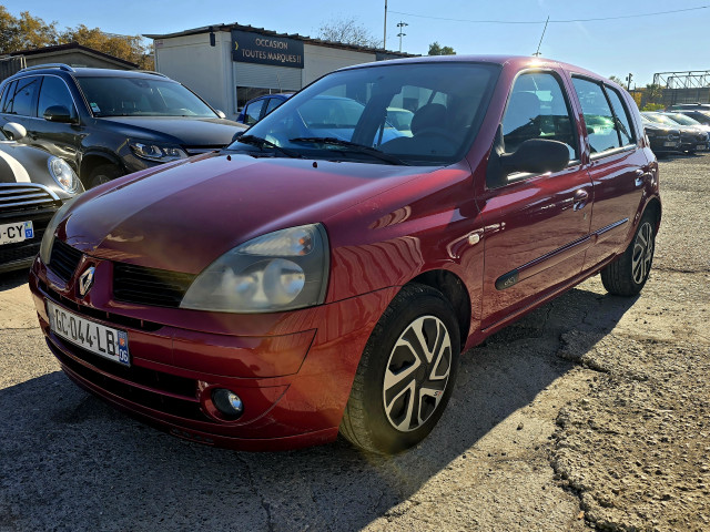 Renault Renault Clio II 1.5 dCi 80ch Confort Pack Clim 5p