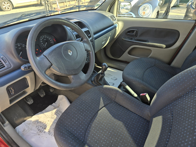 Renault Renault Clio II 1.5 dCi 80ch Confort Pack Clim 5p