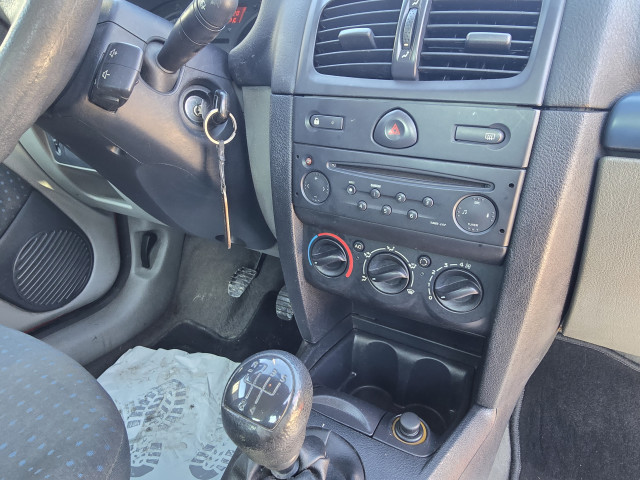 Renault Renault Clio II 1.5 dCi 80ch Confort Pack Clim 5p