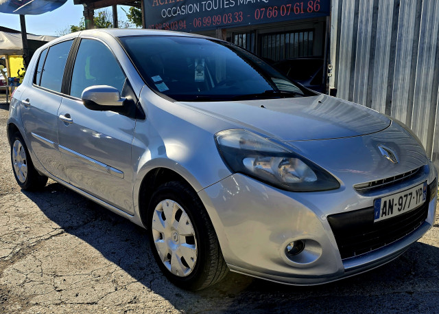 Renault Renault Clio III ph 2 1.5 dCi 70ch Dynamique 5p