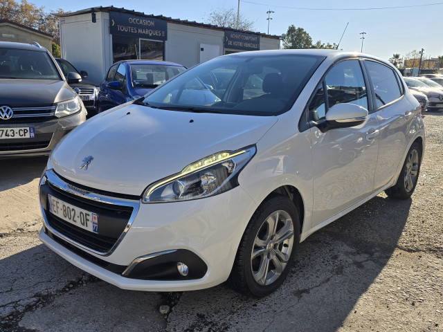 Peugeot Peugeot 208 1.6 BlueHDi 90ch Business 5p