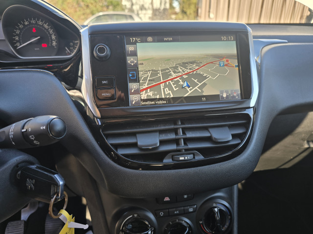 Peugeot Peugeot 208 1.6 BlueHDi 90ch Business 5p