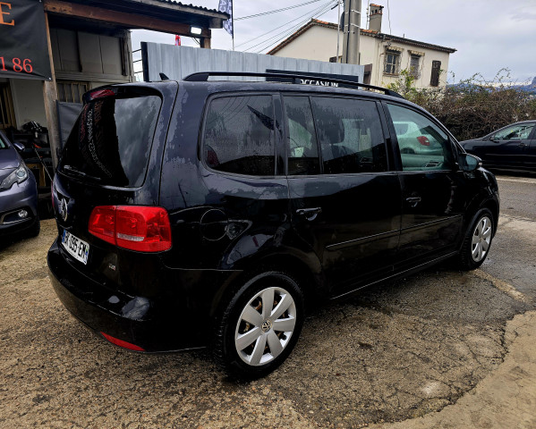 Volkswagen Volkswagen Touran 1.6 TDI 105 FAP Confortline DSG7
