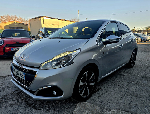 Peugeot Peugeot 208 1.2 110ch Tech Edition S&S 5p
