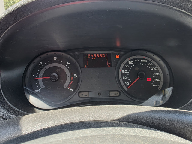 Renault Renault Clio III dCi 70ch Société 2 places Clim