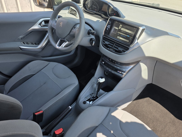 Peugeot Peugeot 208  1.6 VTi Allure BA 5p