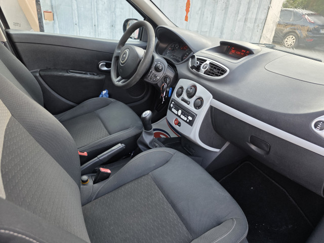 Renault Renault Clio III (B/C85) 1.5 dCi 70ch Dynamique 5p