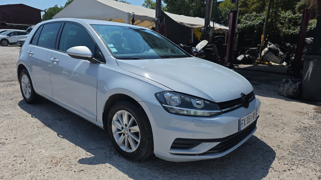 Volkswagen Volkswagen Golf VII 1.0 TSI 110ch BlueMotion Technology Confortline 5p