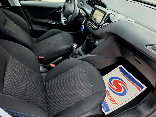 Peugeot Peugeot 208  1.2 PureTech 82ch Style 5p