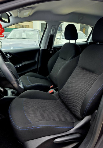 Peugeot Peugeot 208  1.2 PureTech 82ch Style 5p