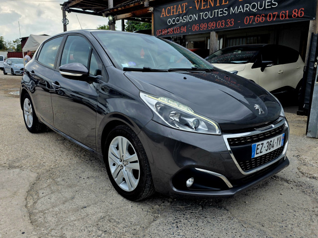 Peugeot Peugeot 208  1.2 PureTech 82ch Style 5p