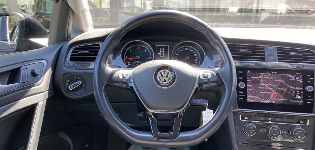 Volkswagen Volkswagen Golf VII 1.6 TDI 115ch BlueMotion Technology FAP Confortline Business 5p