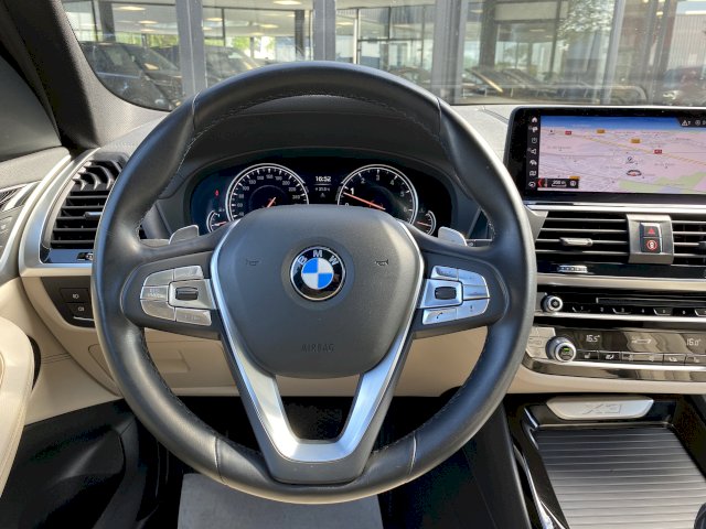BMW BMW X3 xDrive20iA 184ch Luxury Euro6d-T 154g