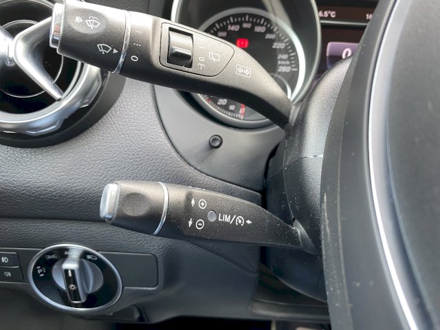 Mercedes-Benz Mercedes-Benz Classe GLA I (X156) 200 Sensation 7G-DCT