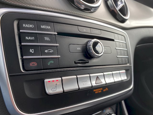 Mercedes-Benz Mercedes-Benz Classe GLA I (X156) 200 Sensation 7G-DCT