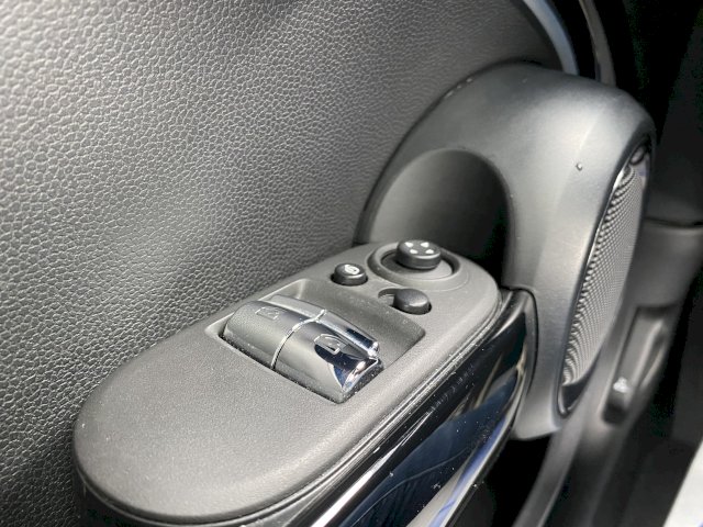 Mini Mini  III (F56) Cooper S 178ch Edition Camden BVA7