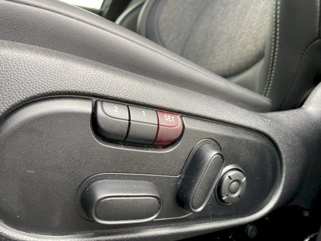 Mini Mini Countryman II (F60) Cooper  136ch  Business Design BVA7