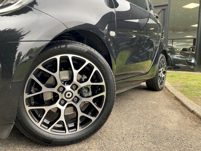 Smart Smart Fortwo Coupe EQ 82ch prime