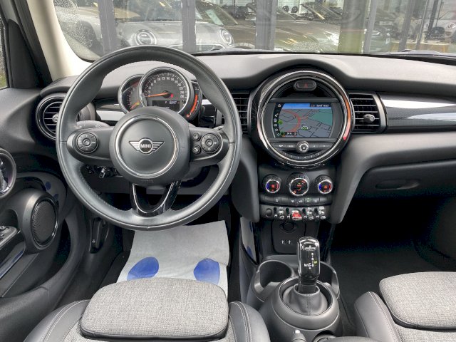 Mini Mini  5p Cooper 136ch Edition Greenwich BVA7 109g