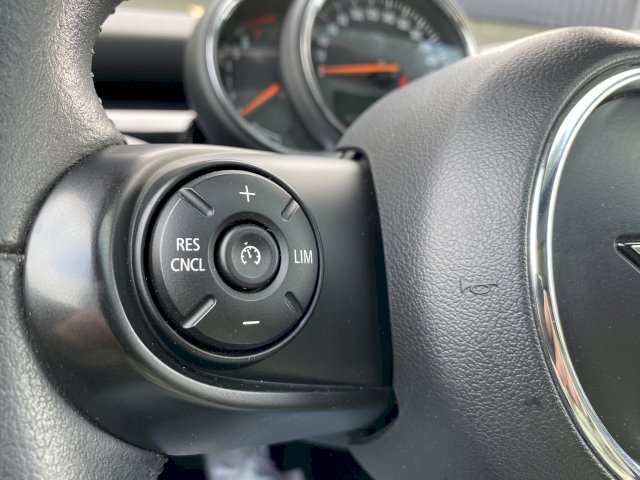 Mini Mini  5p Cooper 136ch Edition Greenwich BVA7 109g