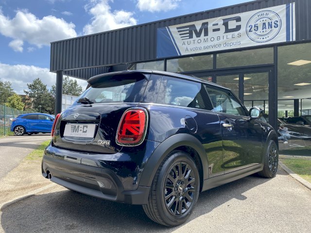 Mini Mini  III (F56) Cooper 136ch Edition Camden BVA7
