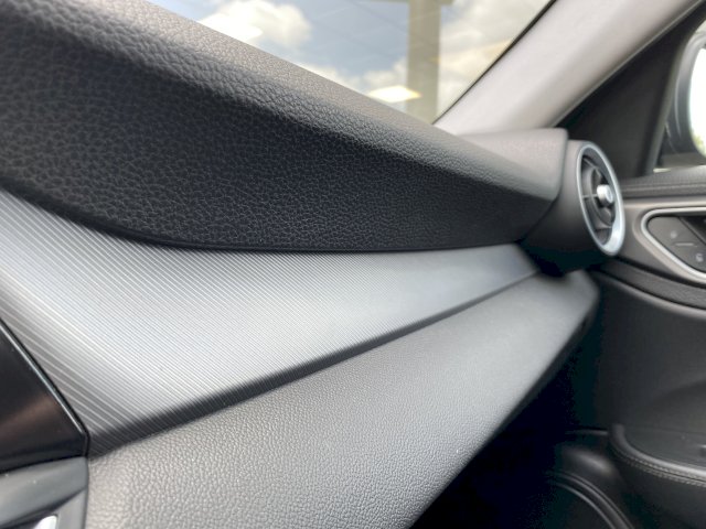 Alfa-Romeo Alfa-Romeo Giulia 2.2 JTD 190ch Ti AT8 MY20