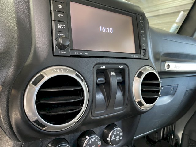 Jeep Jeep Wrangler  3.6 V6 284ch Sahara BVA