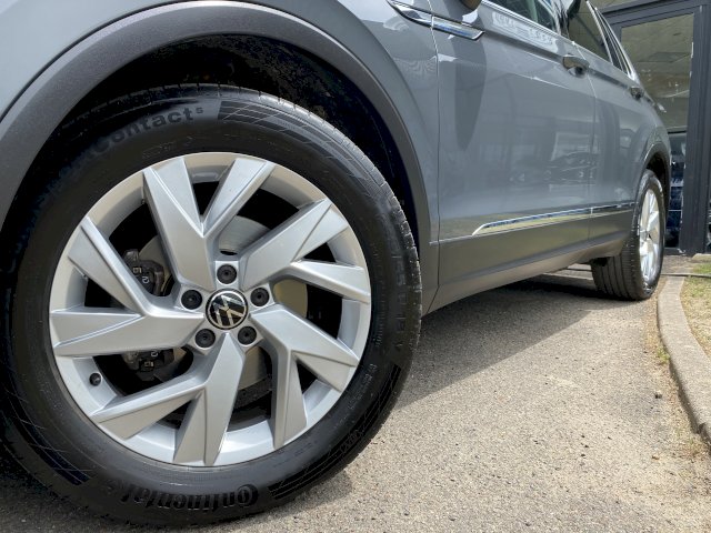 Volkswagen Volkswagen Tiguan II 2.0 TDI 150ch Elegance DSG7