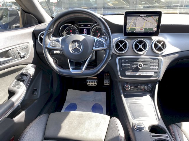 Mercedes-Benz Mercedes-Benz CLA I (C117) 200 Fascination 7G-DCT