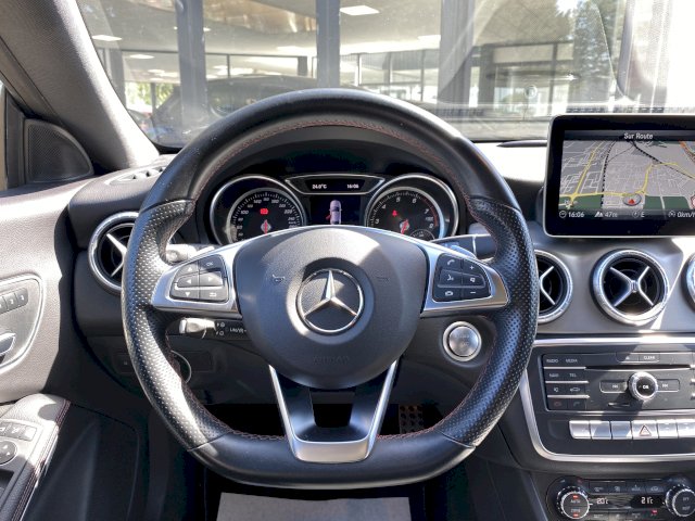 Mercedes-Benz Mercedes-Benz CLA I (C117) 200 Fascination 7G-DCT