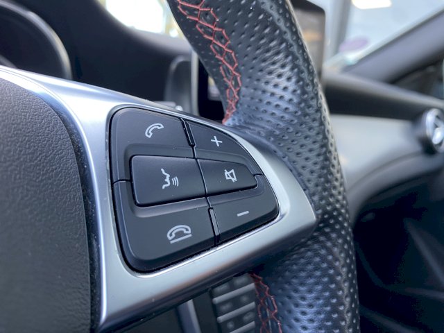 Mercedes-Benz Mercedes-Benz CLA I (C117) 200 Fascination 7G-DCT