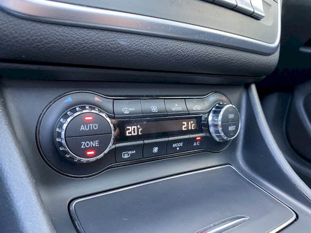 Mercedes-Benz Mercedes-Benz CLA I (C117) 200 Fascination 7G-DCT