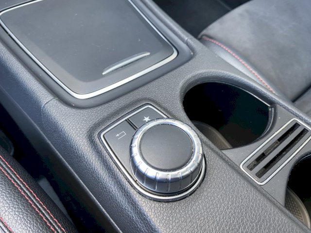 Mercedes-Benz Mercedes-Benz CLA I (C117) 200 Fascination 7G-DCT