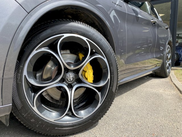 Alfa-Romeo Alfa-Romeo Stelvio 2.2 Diesel 210ch Veloce Q4 AT8 MY20