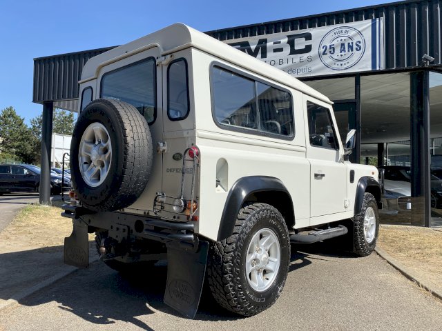 Land-Rover Land-Rover Defender II HT 90 2.4 TD E