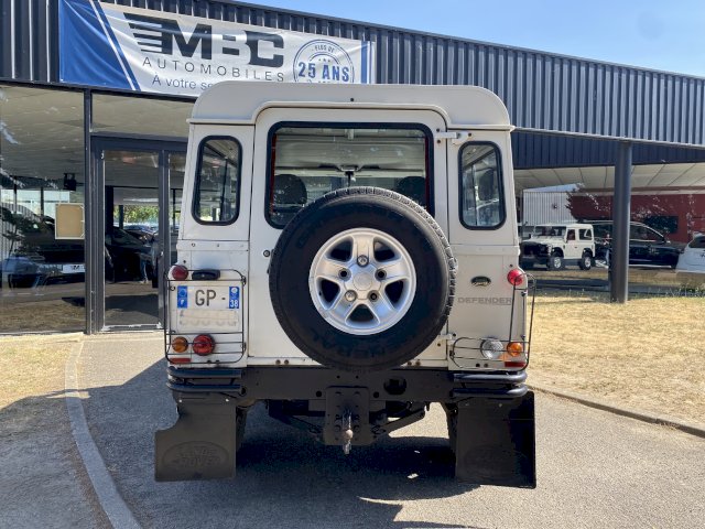 Land-Rover Land-Rover Defender II HT 90 2.4 TD E