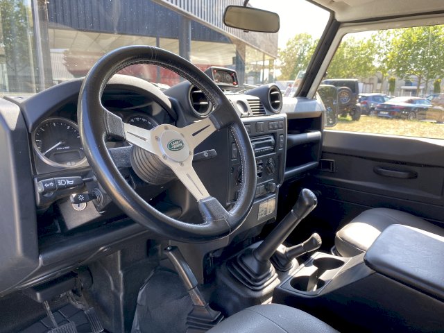 Land-Rover Land-Rover Defender II HT 90 2.4 TD E