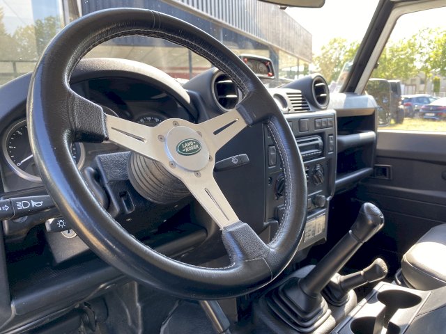 Land-Rover Land-Rover Defender II HT 90 2.4 TD E