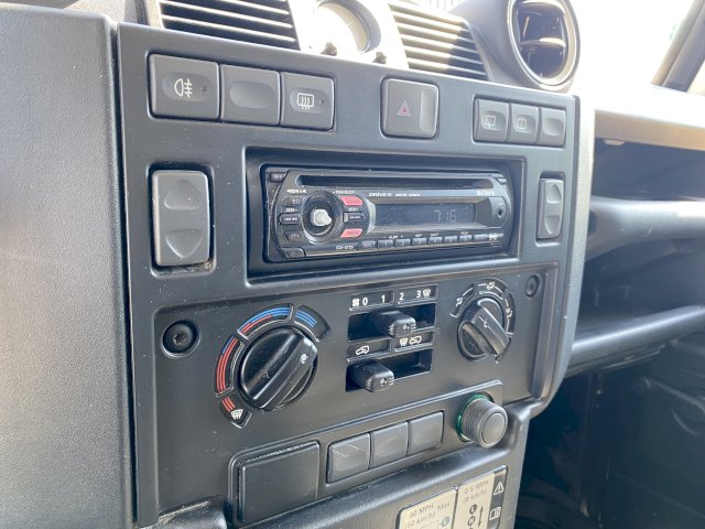 Land-Rover Land-Rover Defender II HT 90 2.4 TD E