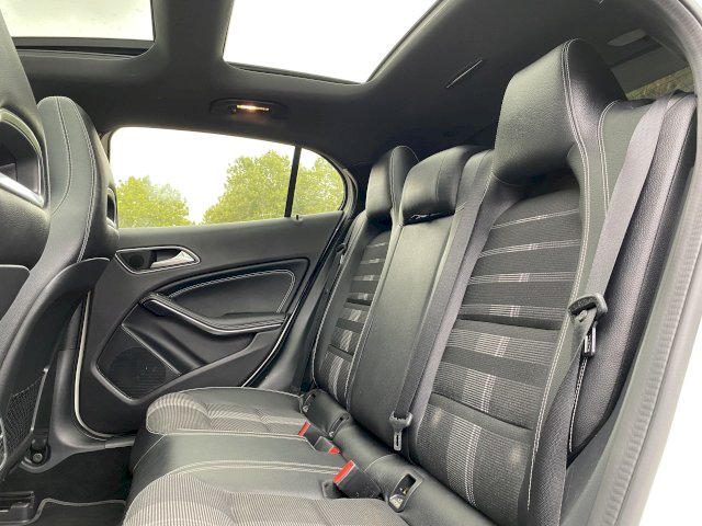 Mercedes-Benz Mercedes-Benz Classe GLA I (X156) 200 d Sensation 7G-DCT