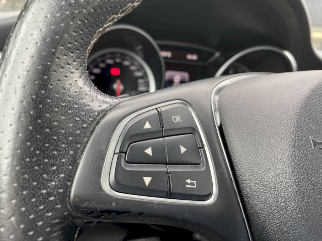 Mercedes-Benz Mercedes-Benz Classe GLA I (X156) 200 d Sensation 7G-DCT