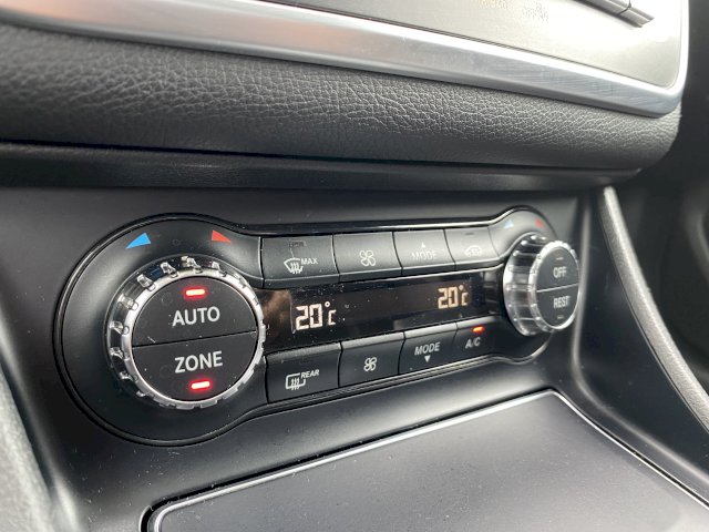 Mercedes-Benz Mercedes-Benz Classe GLA I (X156) 200 d Sensation 7G-DCT