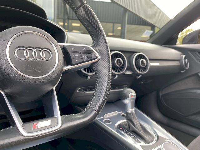 Audi Audi TT III 2.0 TFSI 230ch quattro S tronic 6
