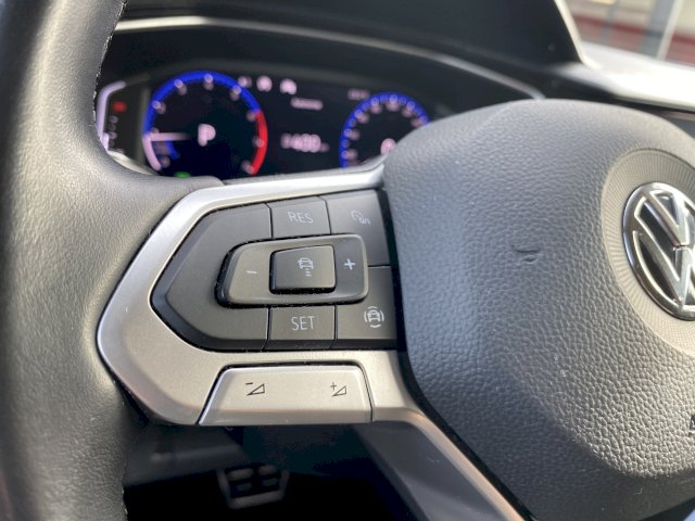 Volkswagen Volkswagen T-Cross 1.5L TSI R LINE 150 CH DSG