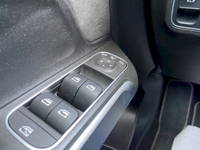 Mercedes-Benz Mercedes-Benz GLB  200 163ch AMG Line 7G-DCT