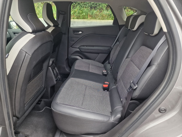 Renault Renault Captur II (HJB) 1.3 TCe 140ch FAP Intens -21